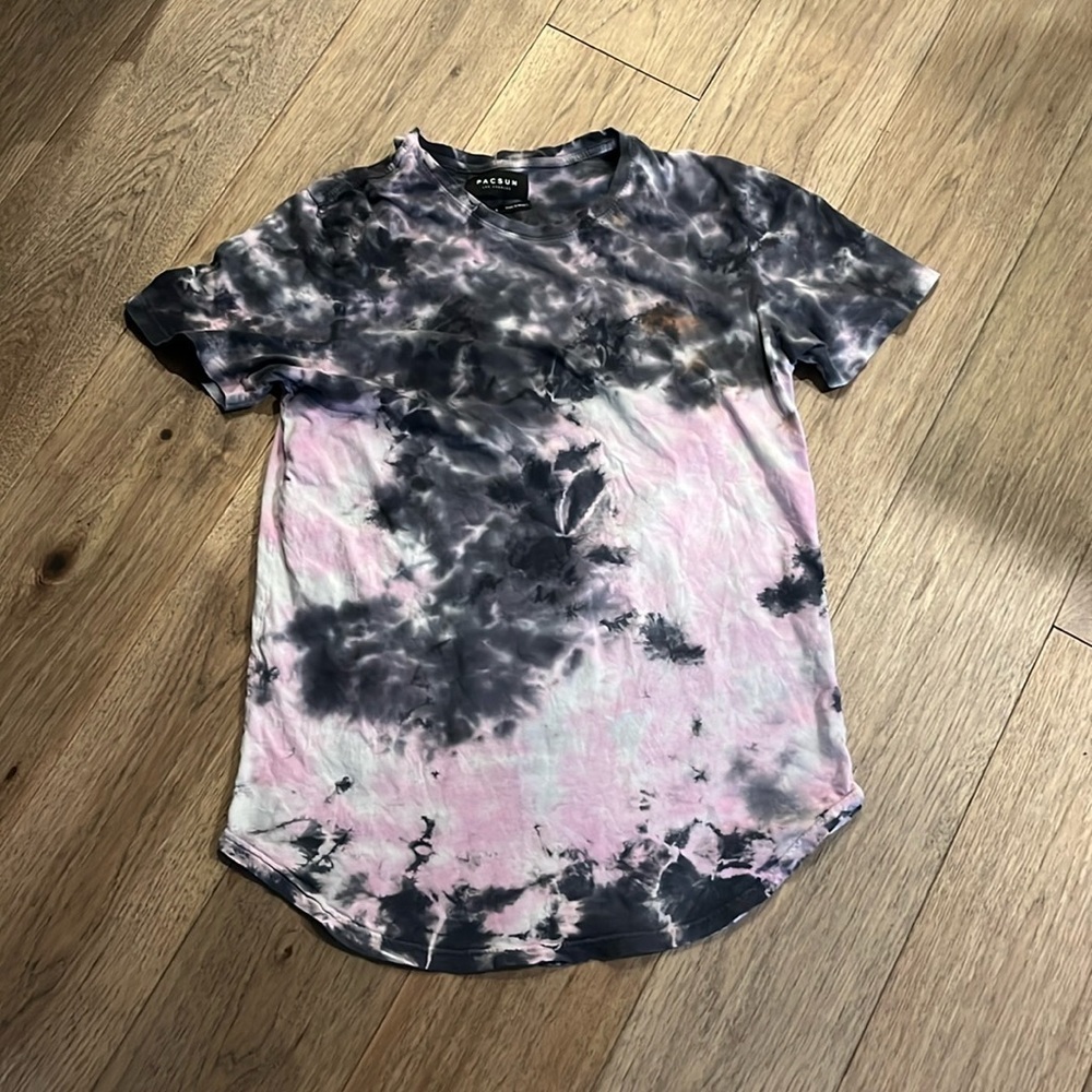 PACSUN | scallop hem tie dye shirt, size small